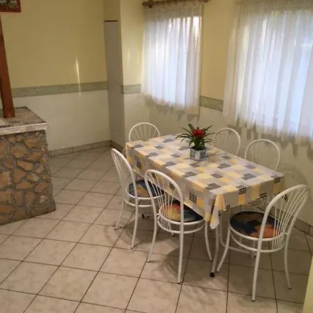 Szazszorszep Vendeghaz Tatil Evi Mezőkövesd